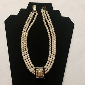 Pearl Choker Necklace
